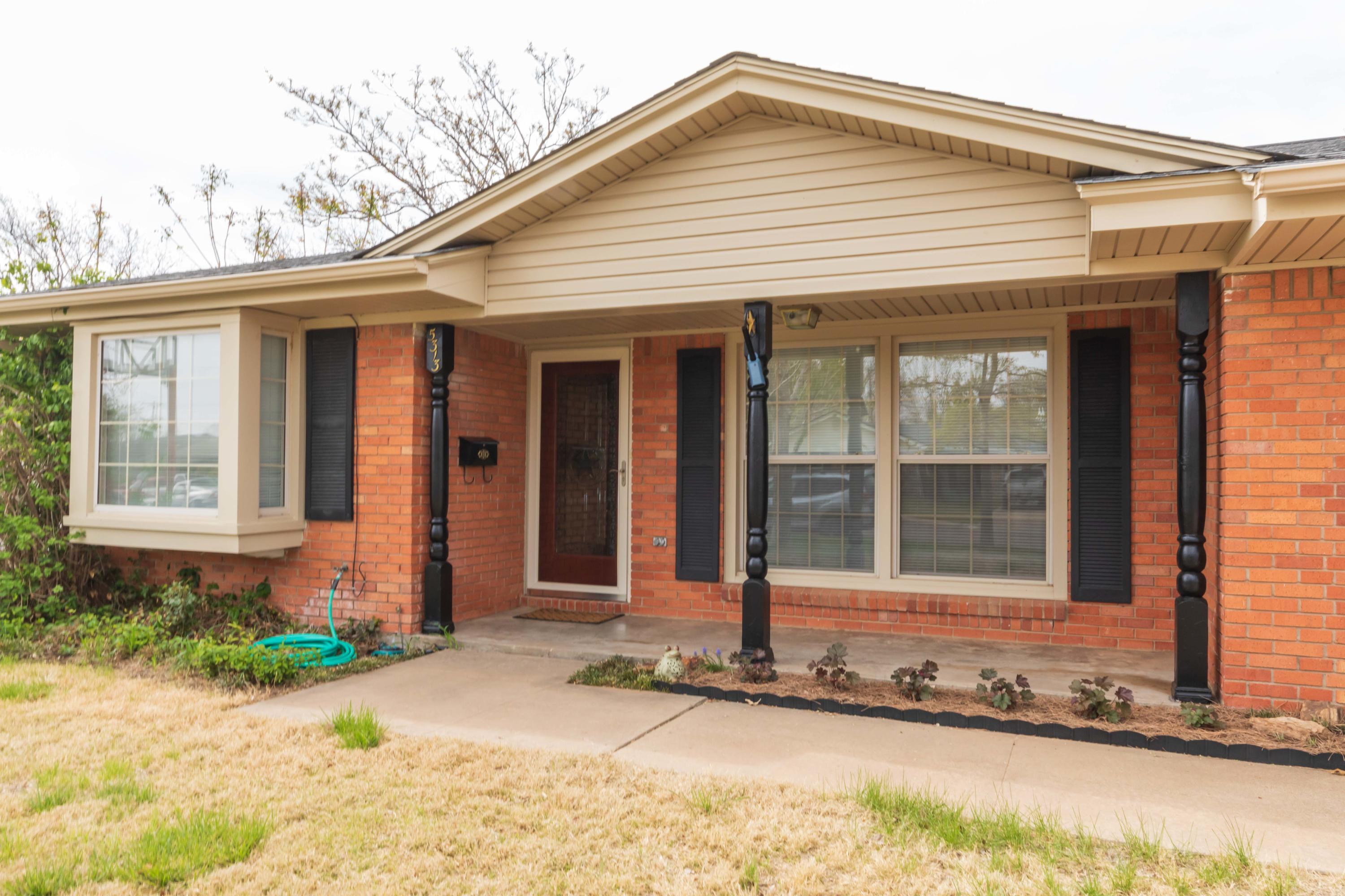 5313 Alvarado Road Amarillo, TX 79106 - Photo 2 of 33 FRONT