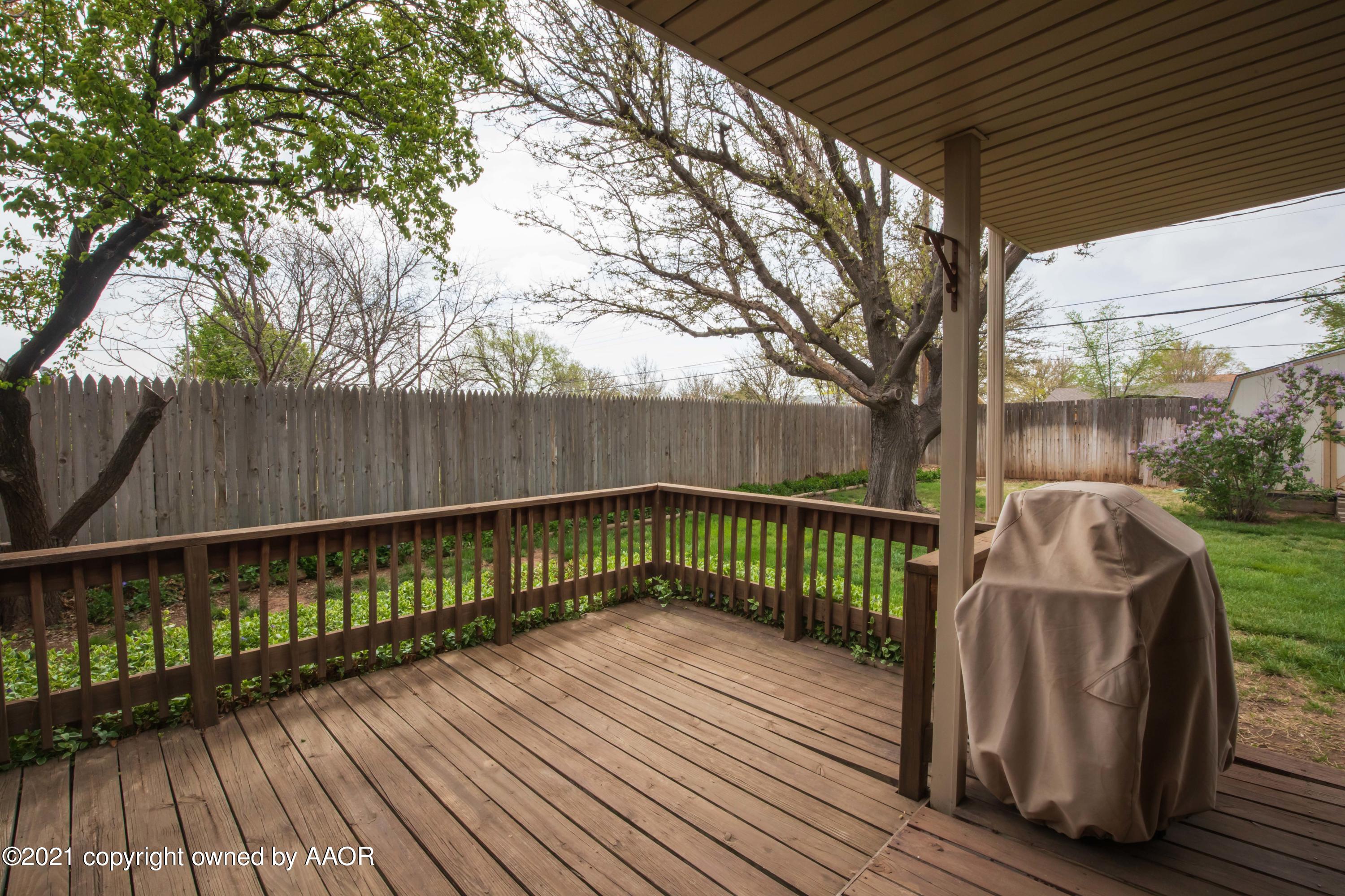 5313 Alvarado Road Amarillo, TX 79106 - Photo 27 of 33 DECK