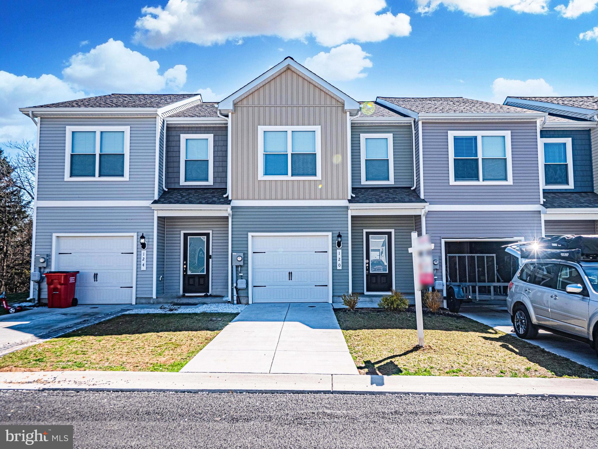 a house view with a outdoor space