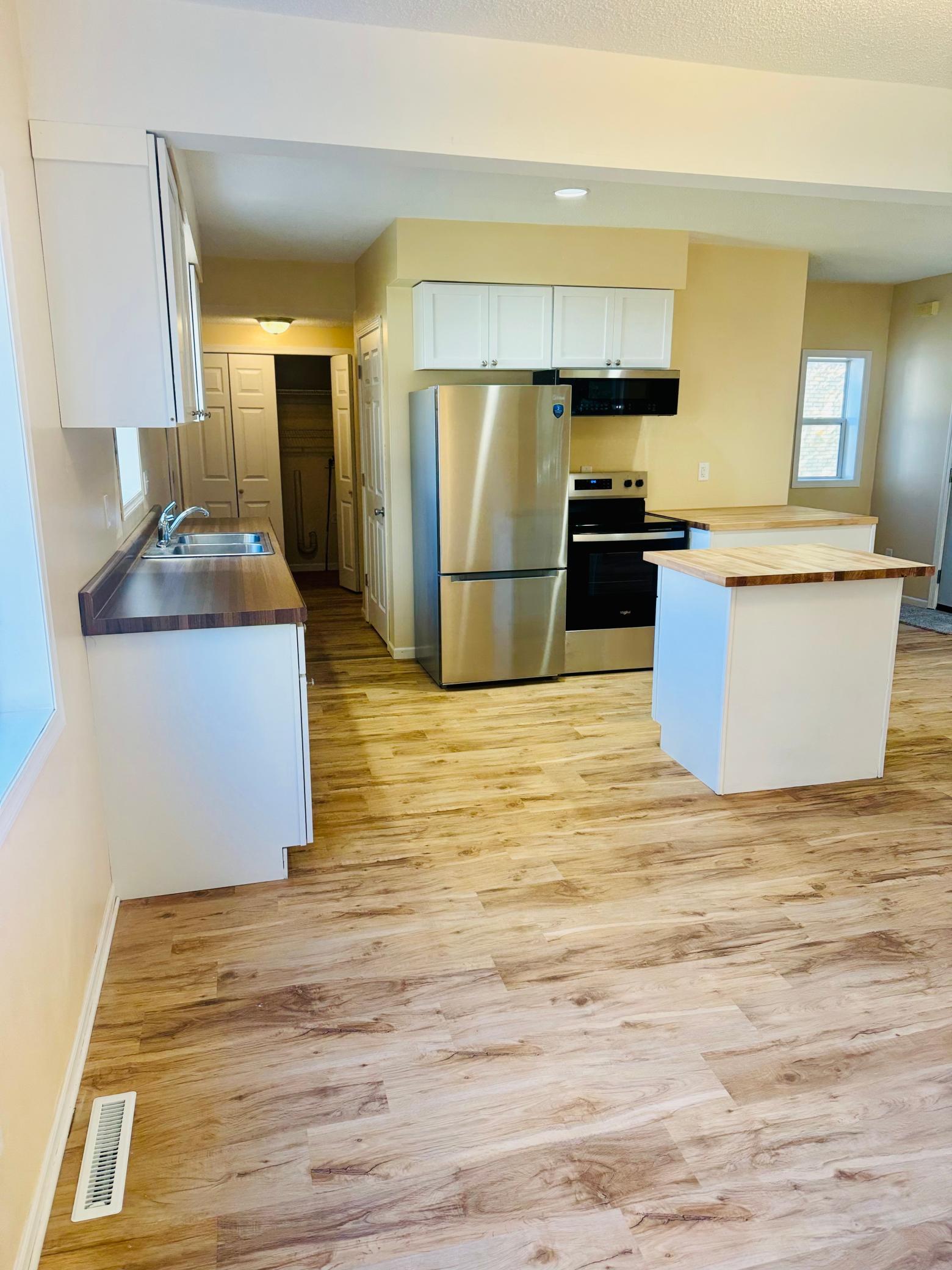 208 2nd Street Southeast Little Falls, MN 56345 - Photo 11 of 28