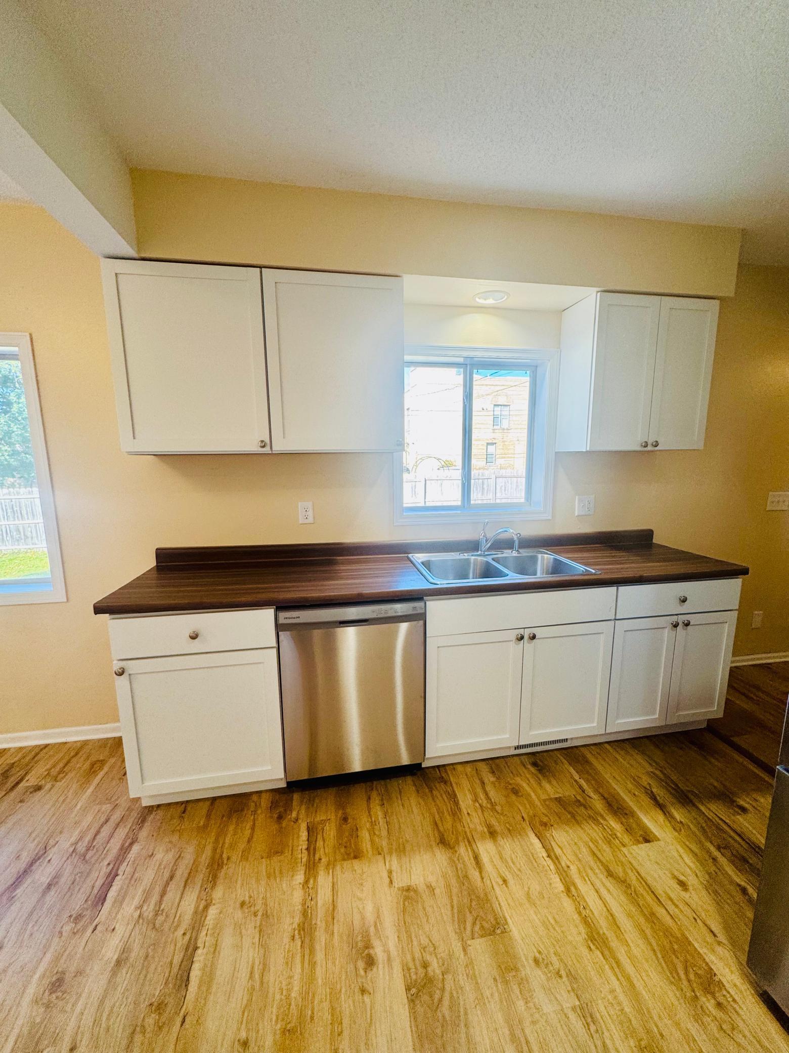 208 2nd Street Southeast Little Falls, MN 56345 - Photo 15 of 28