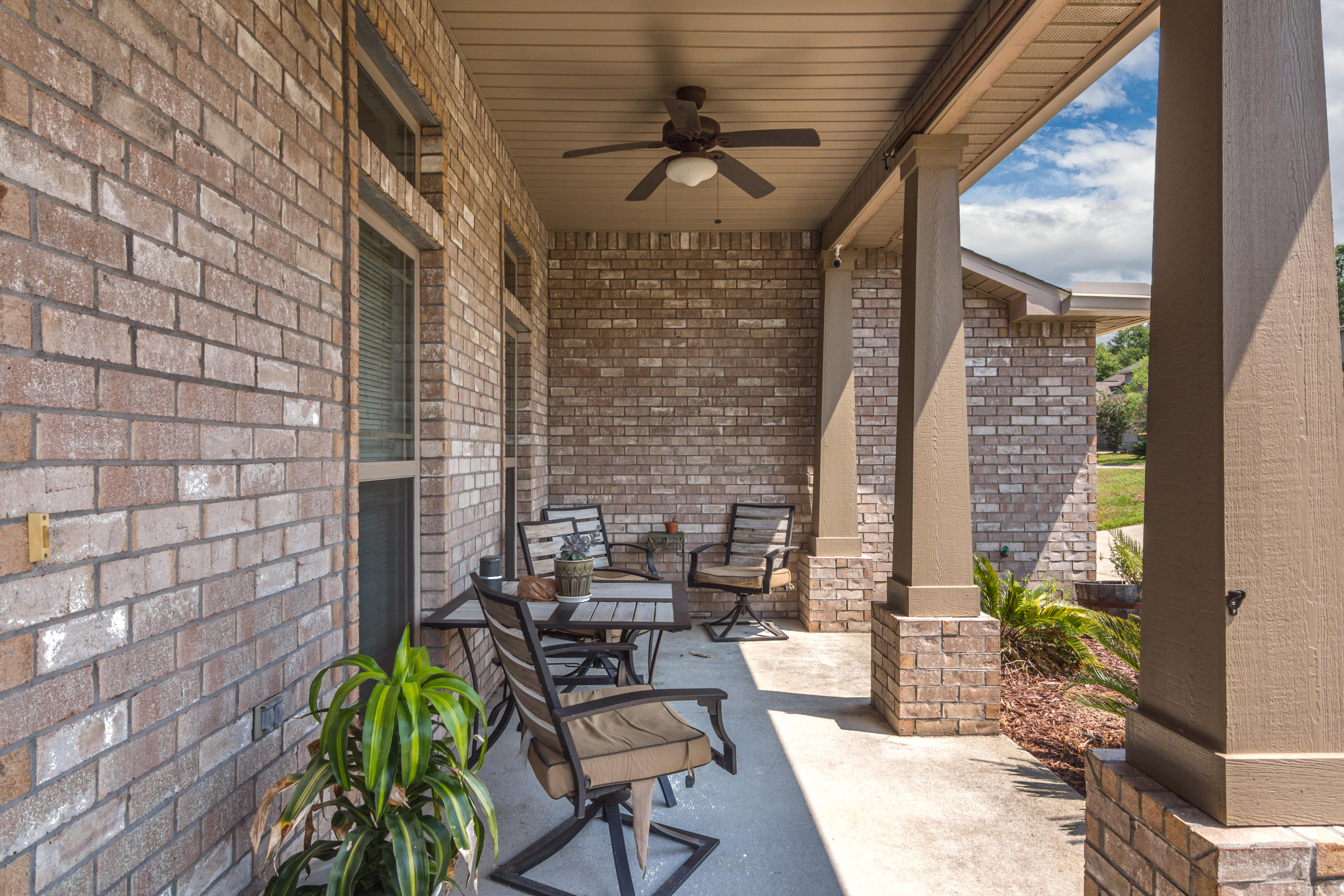 4585 Hermosa Road Crestview, FL 32539 - Photo 4 of 25