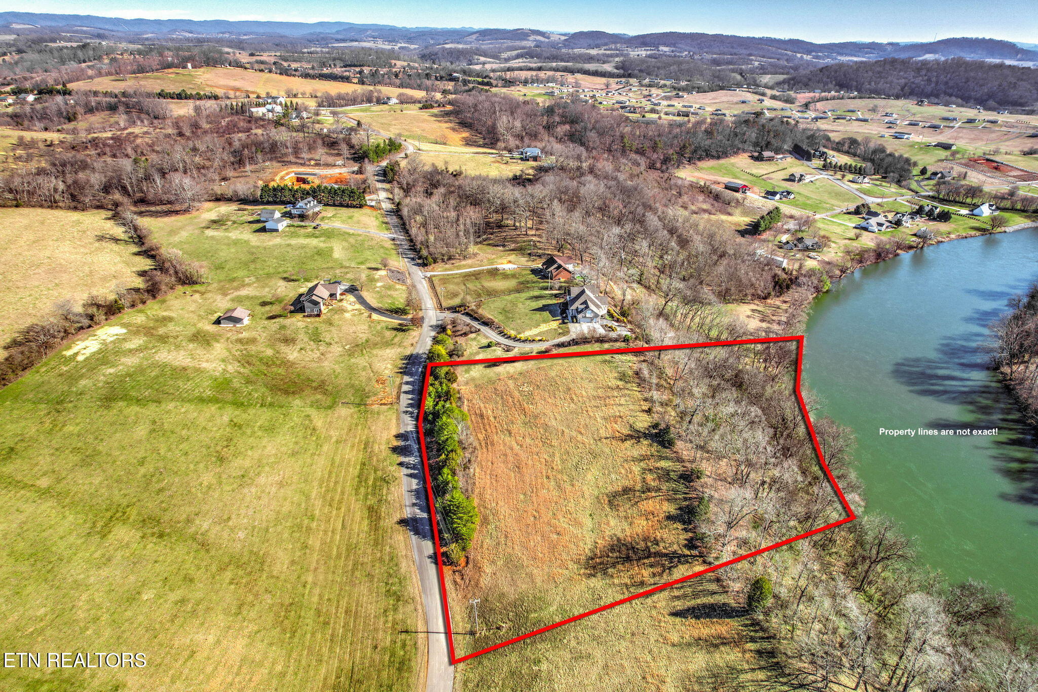 Holston River Drive Rutledge, TN 37861 - Photo 5 of 9 3-web-or-mls-DJI_0163_4_5-2