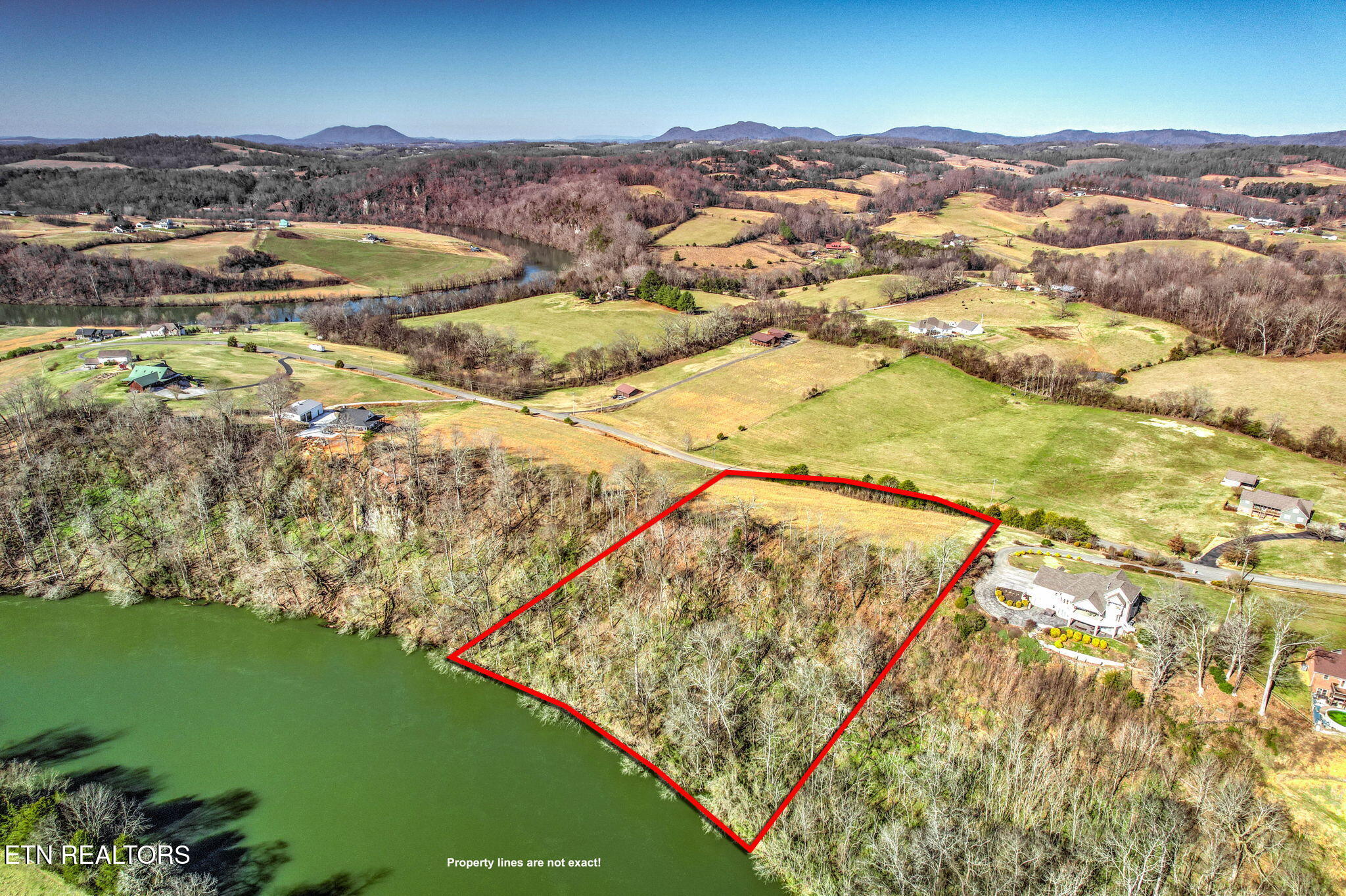 Holston River Drive Rutledge, TN 37861 - Photo 8 of 9 6-web-or-mls-DJI_0172_3_4-2