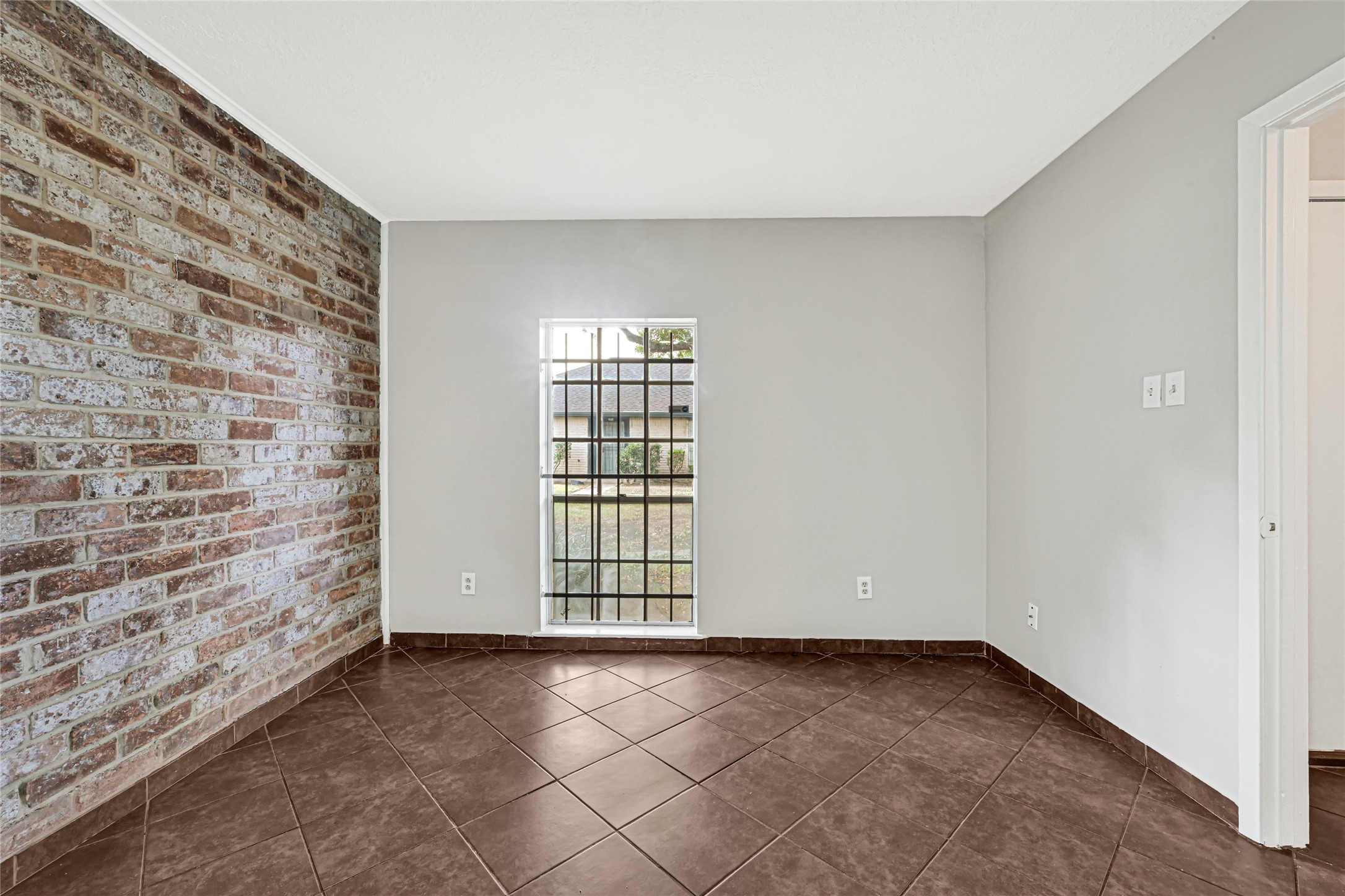 7064 Jetty Lane Houston, TX 77072 - Photo 10 of 30 Gallery Image 10
