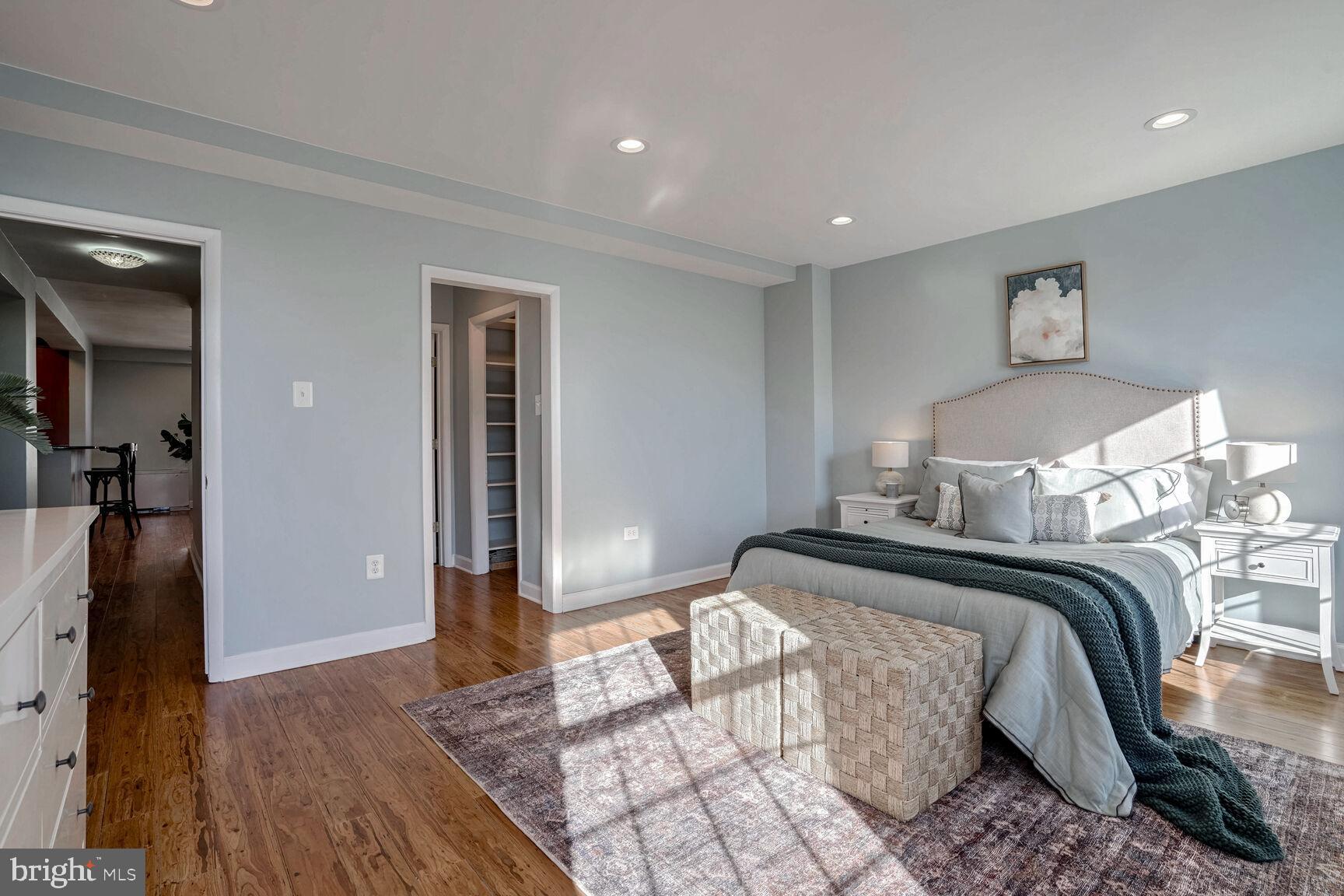 1880 Columbia Road Northwest, Unit 604 Washington, DC 20009 - Photo 18 of 26 Plenty of natural light