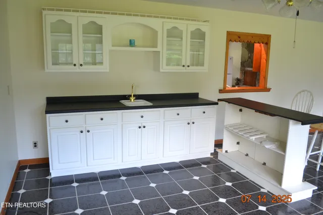 $339,900 | 2565 Dunbar Road, Crossville, TN 38572