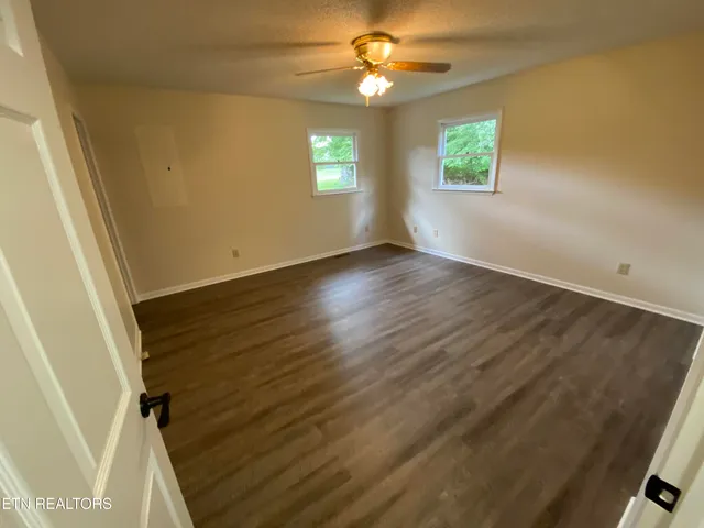 $339,900 | 2565 Dunbar Road, Crossville, TN 38572