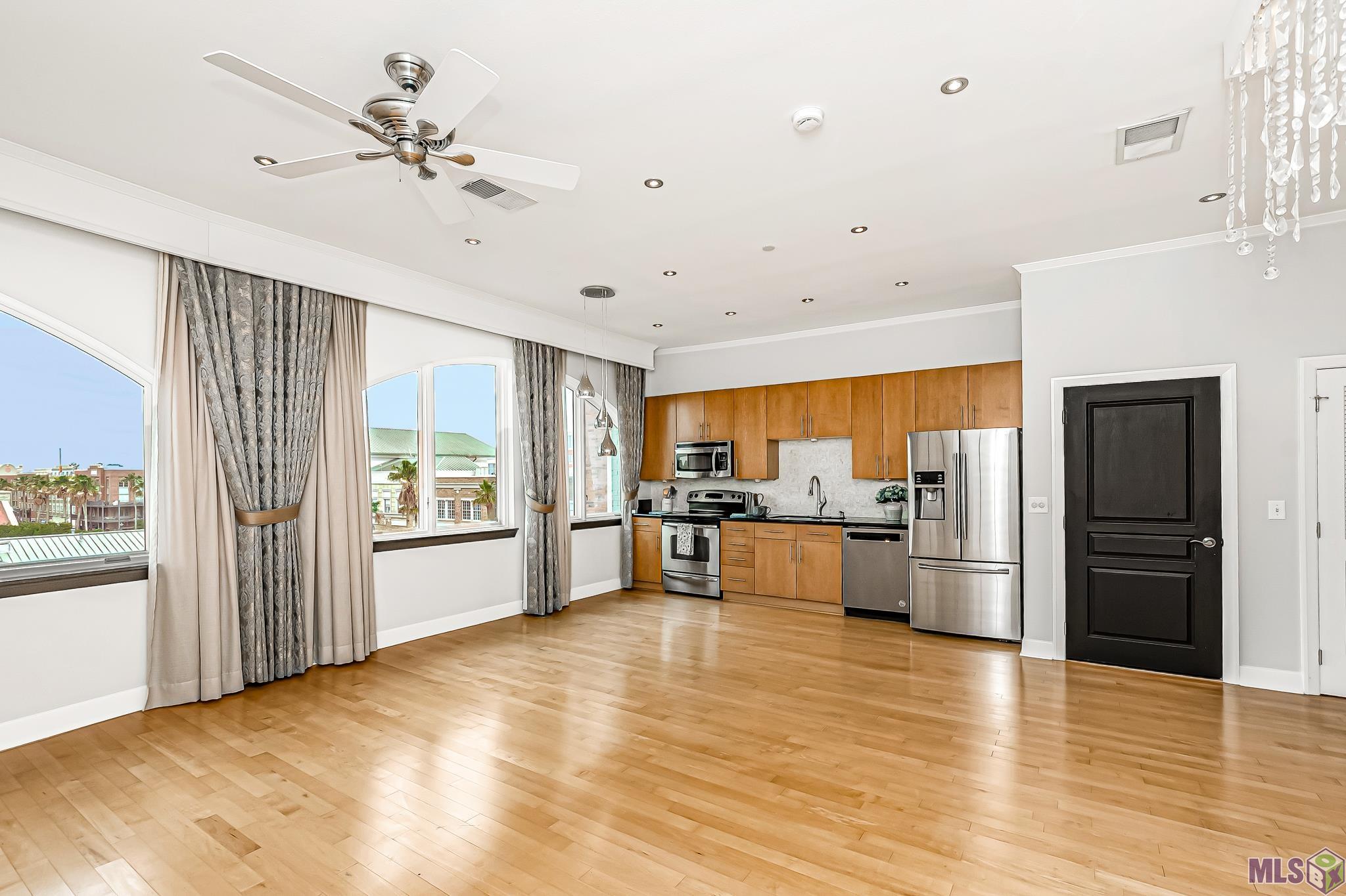 7707 Bluebonnet Boulevard, Unit 422 Baton Rouge, LA 70810 - Photo 5 of 25