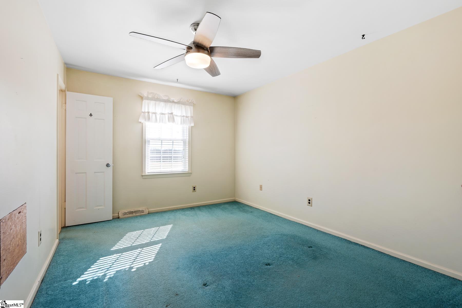 445 Bud Smith Road Easley, SC 29640 - Photo 19 of 36