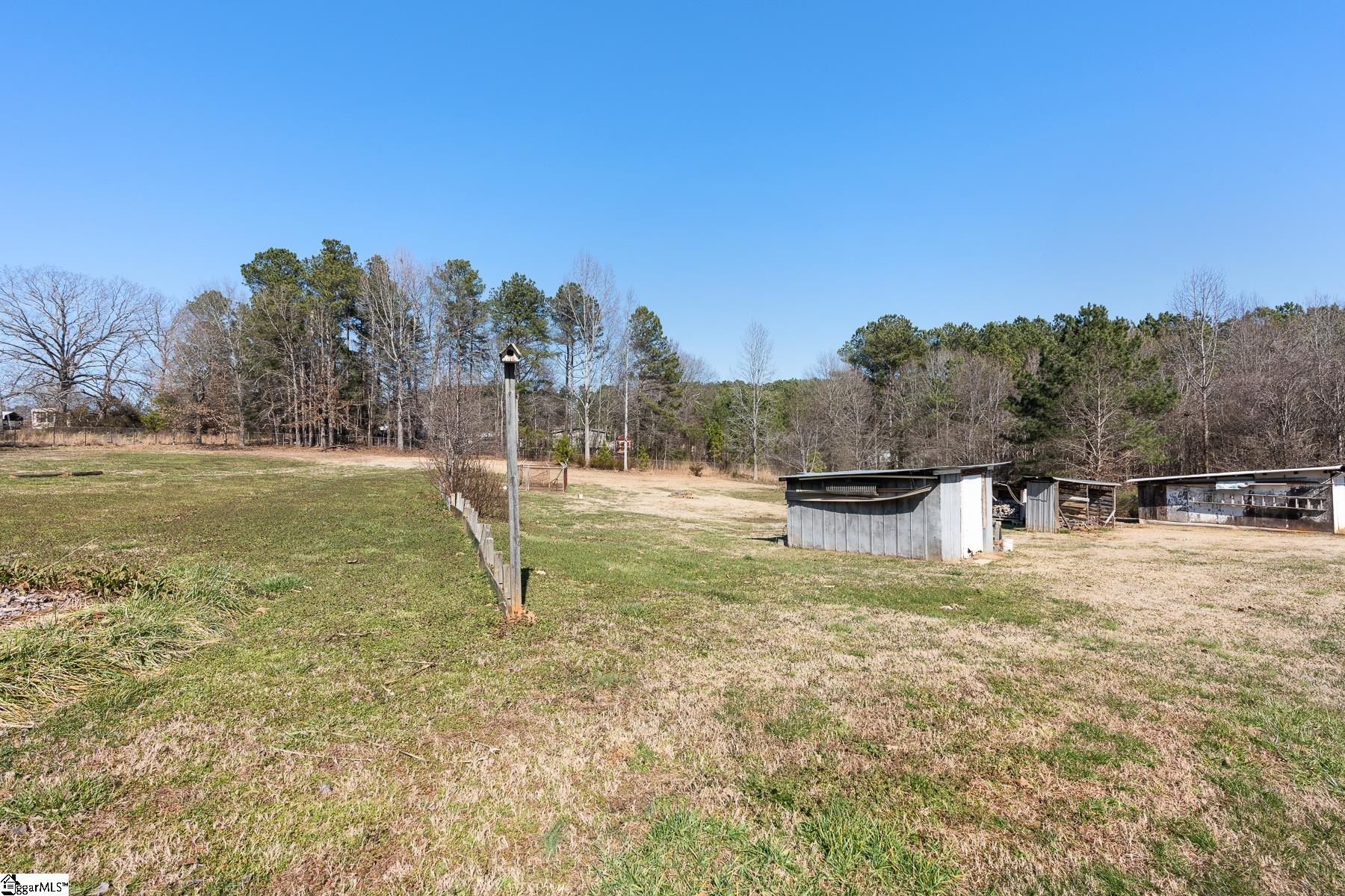 445 Bud Smith Road Easley, SC 29640 - Photo 3 of 36