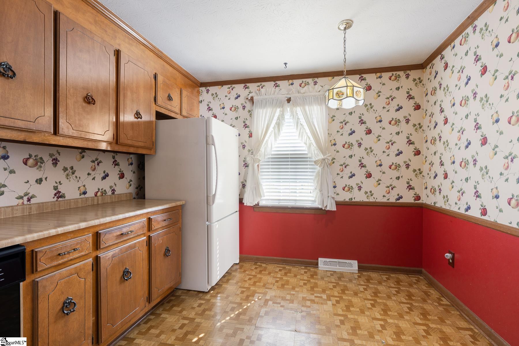 445 Bud Smith Road Easley, SC 29640 - Photo 7 of 36