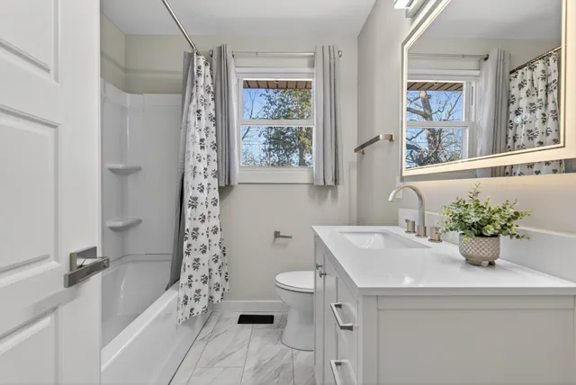 $309,000 | 230 Yorktown Road, Clarksville, TN 37042