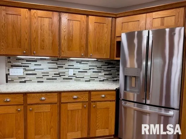 $525,000 | 16429 North Hawthorne Lane, Mount Vernon, IL 62864