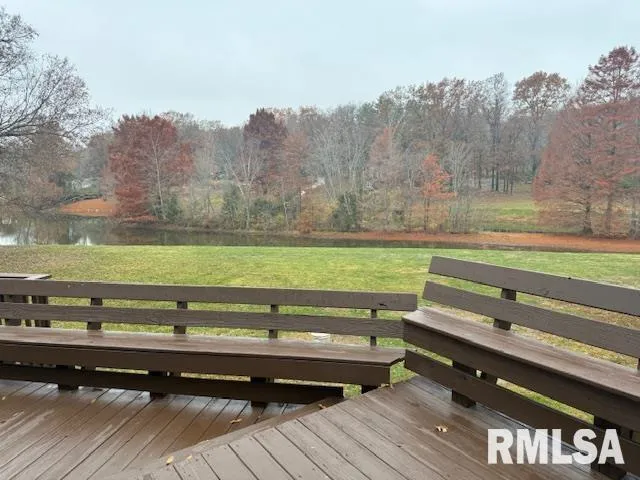 $525,000 | 16429 North Hawthorne Lane, Mount Vernon, IL 62864