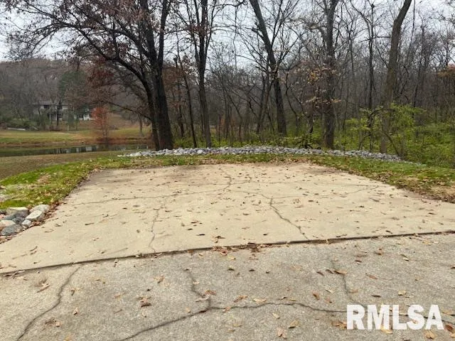 $525,000 | 16429 North Hawthorne Lane, Mount Vernon, IL 62864