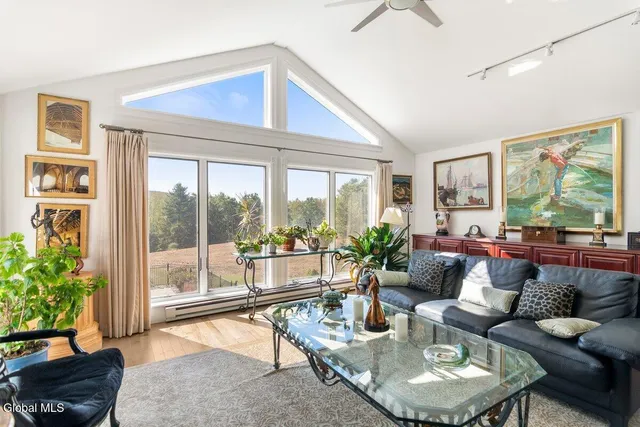 $874,900 | 262 Binninger Road, Salem, NY 12873