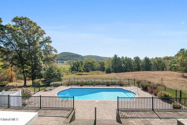 $874,900 | 262 Binninger Road, Salem, NY 12873