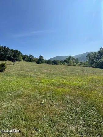 $874,900 | 262 Binninger Road, Salem, NY 12873