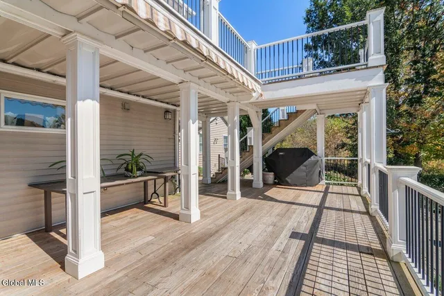 $874,900 | 262 Binninger Road, Salem, NY 12873