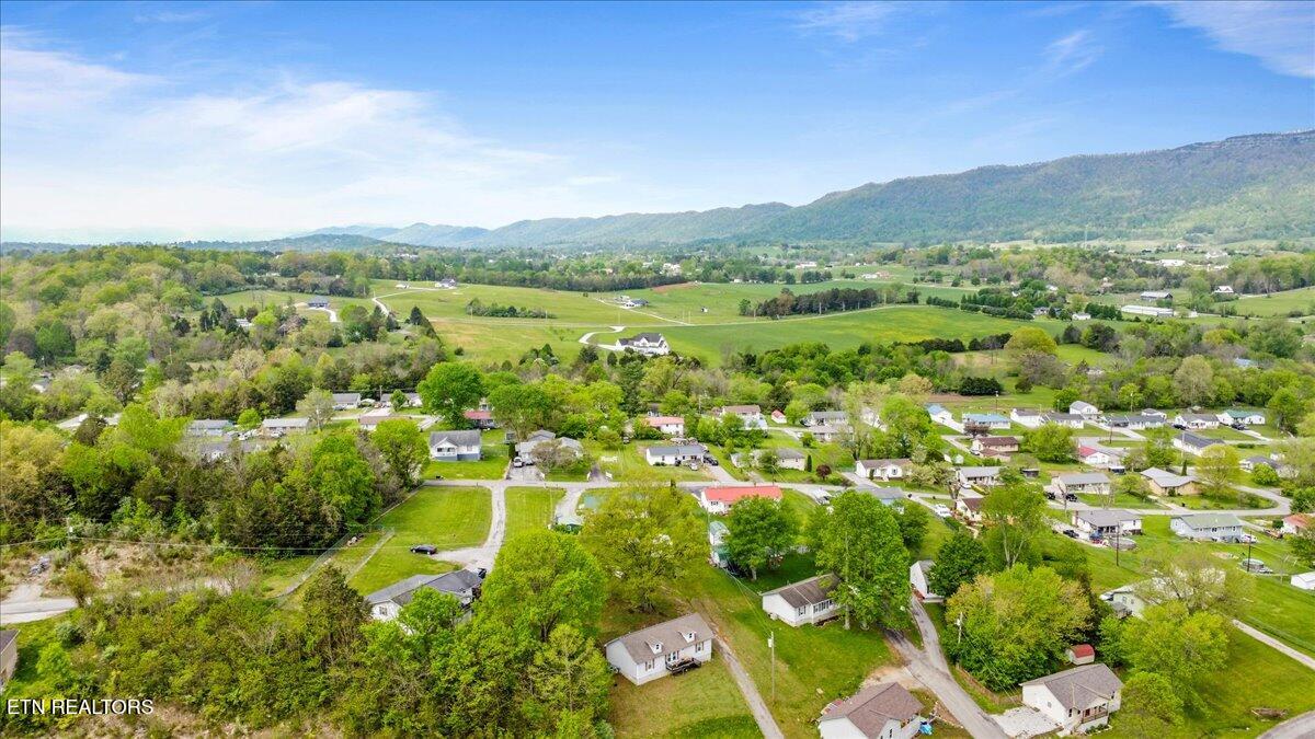 174 Sandy Hill Road La Follette, TN 37766 - Photo 26 of 35 27-Sandy Hill