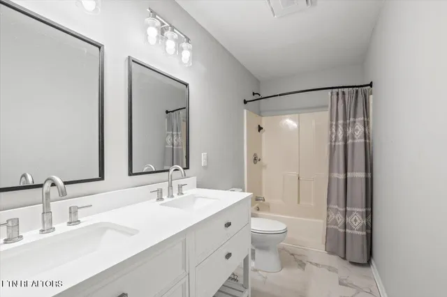 $195,000 | 174 Sandy Hill Road, La Follette, TN 37766