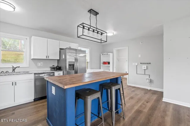 $195,000 | 174 Sandy Hill Road, La Follette, TN 37766