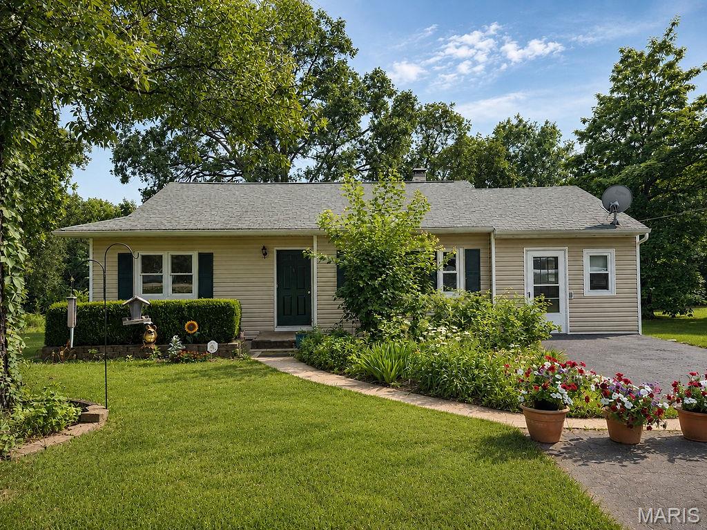 4950 State Rd Y De Soto, MO 63020 - Photo 1 of 31