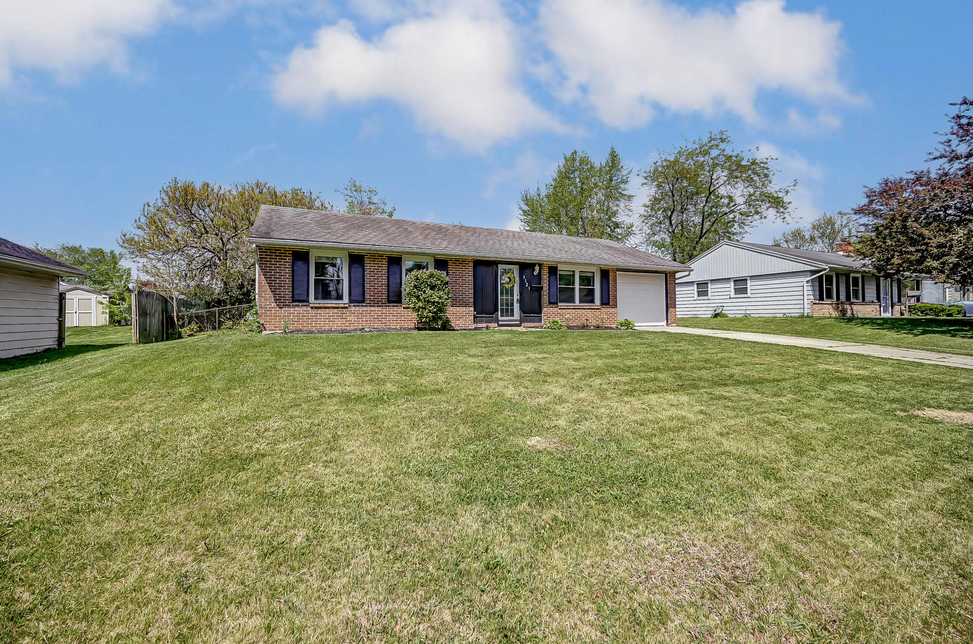 3121 Eastham Street Springfield, OH 45503 - Photo 2 of 29