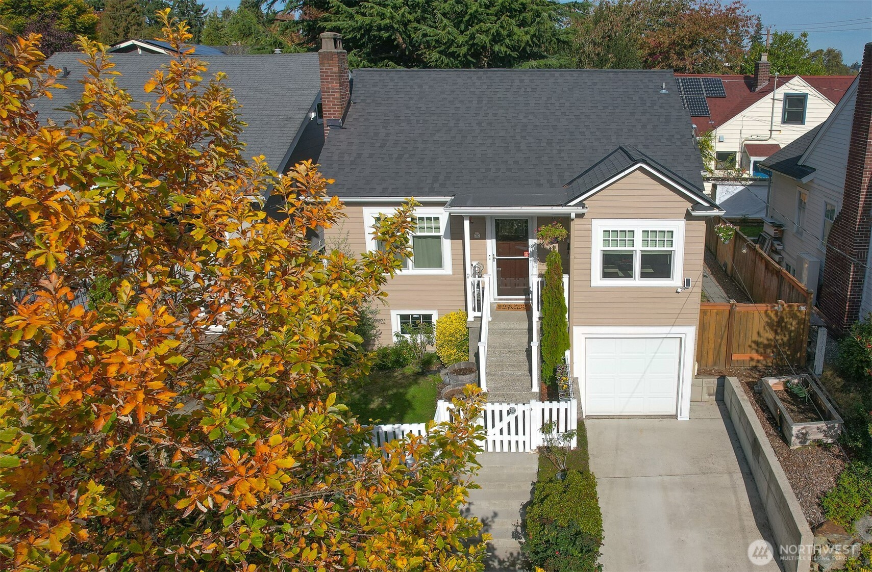 754 North 82nd Street Seattle, WA 98103 - Photo 3 of 40 Gallery Image 3
