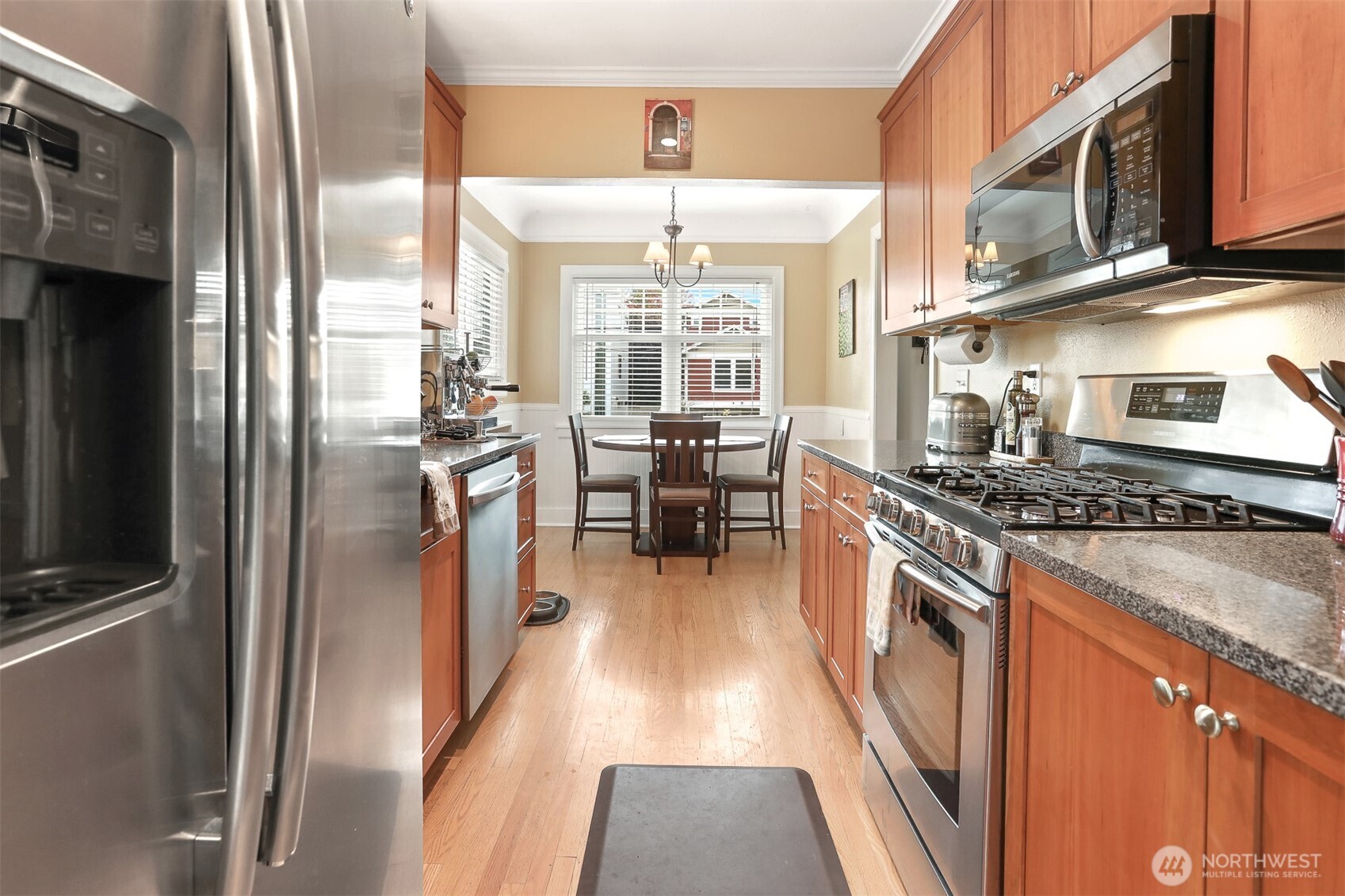 754 North 82nd Street Seattle, WA 98103 - Photo 9 of 40 Gallery Image 9
