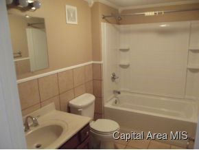 2608 Devonshire Road Springfield, IL 62703 - Photo 13 of 19