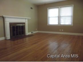 2608 Devonshire Road Springfield, IL 62703 - Photo 5 of 19