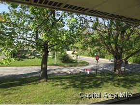 2608 Devonshire Road Springfield, IL 62703 - Photo 9 of 19