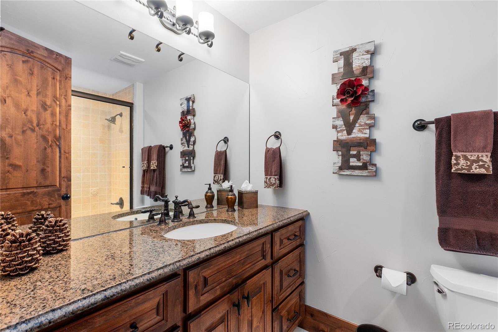 8245 Raphael Lane Littleton, CO 80125 - Photo 42 of 44 Gallery Image 42