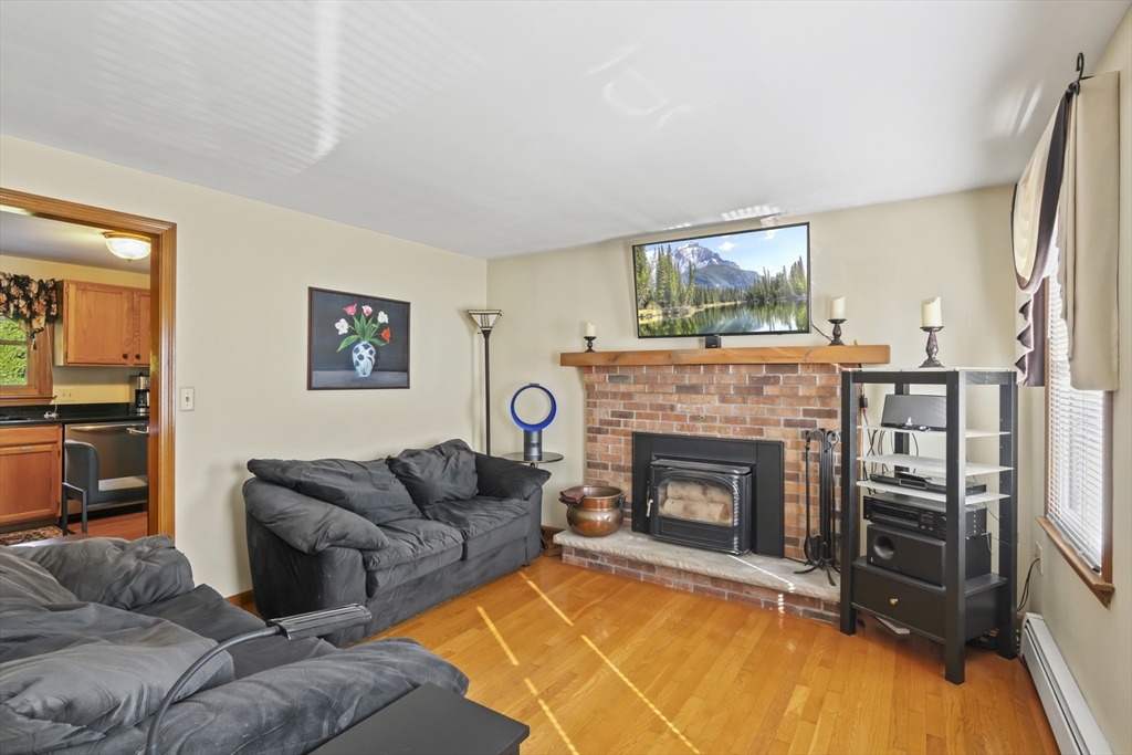 216 Mountain Street West Worcester, MA 01606 - Photo 1 of 24