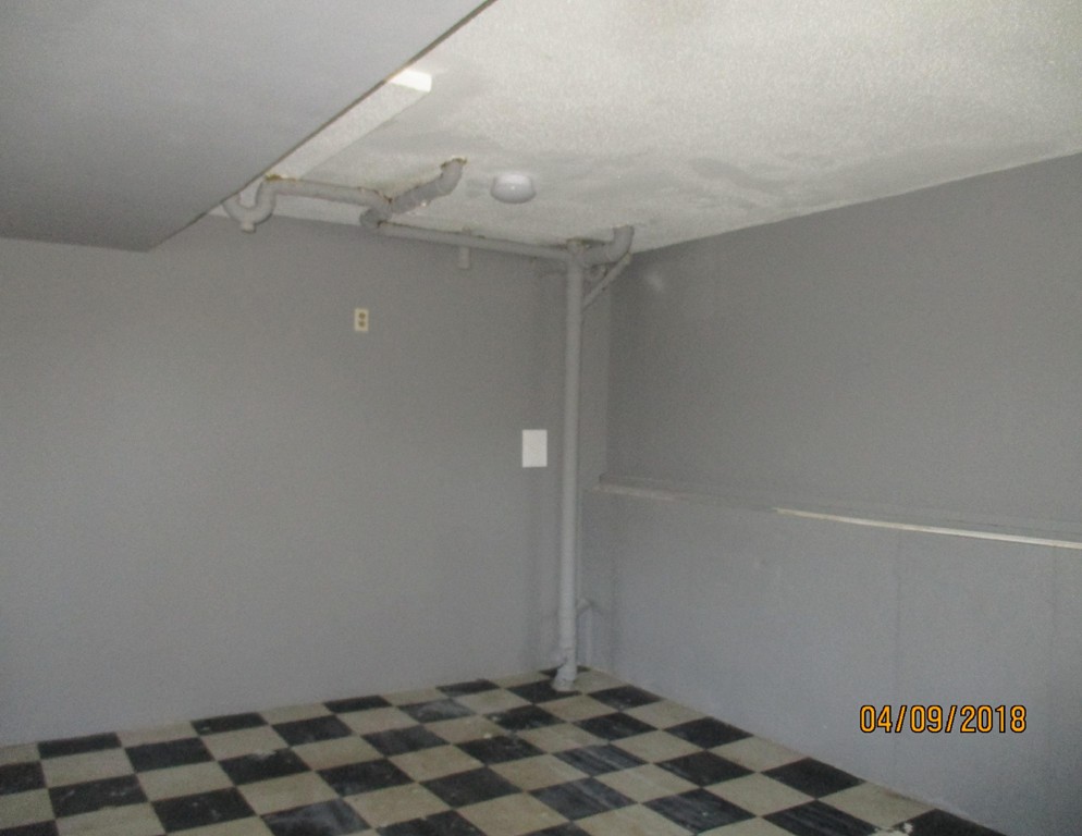 165 Swift Road Northbridge, MA 01588 - Photo 21 of 24 a view of bathroom