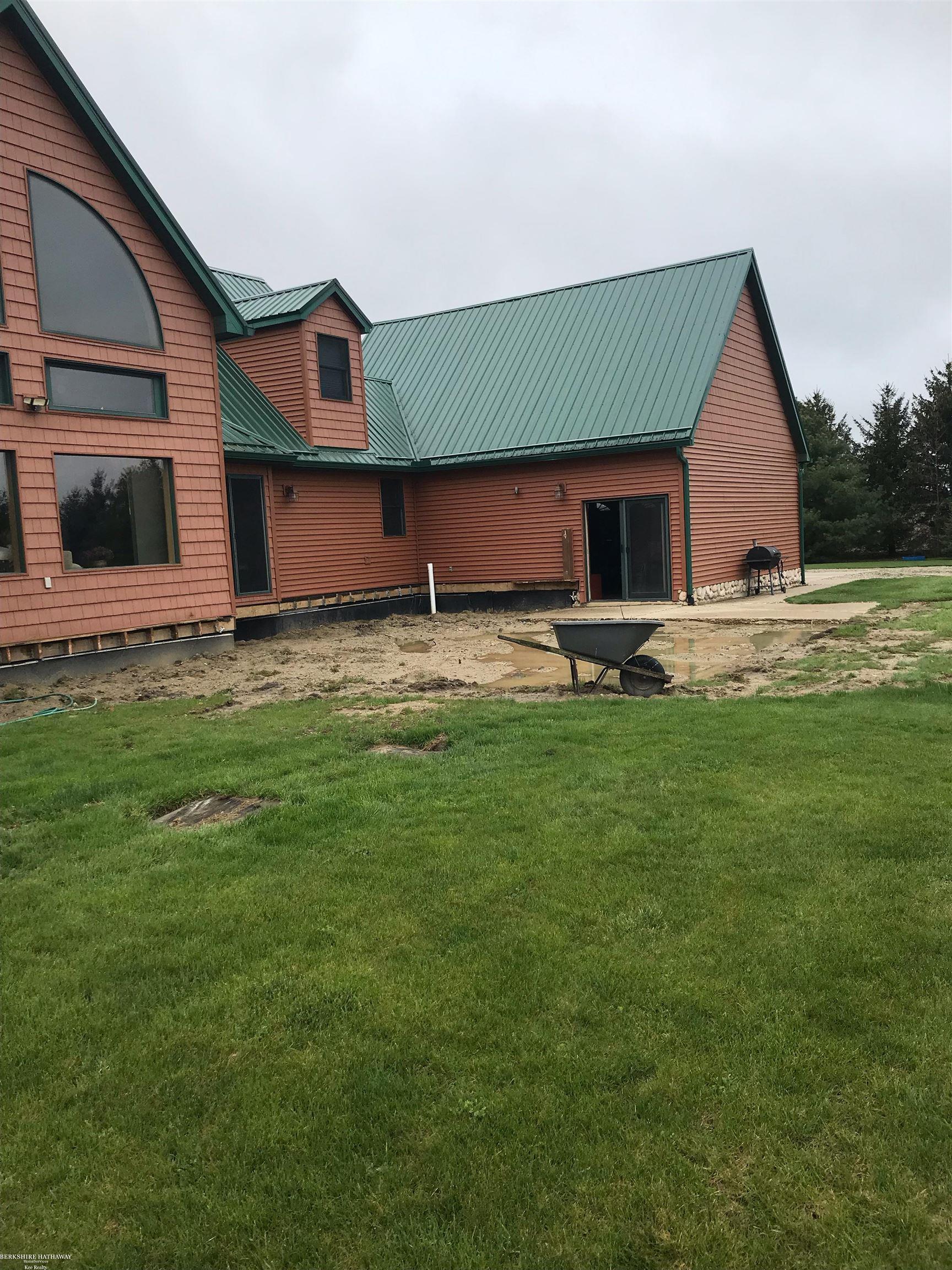 760 West Frenchline Road Sandusky, MI 48471 - Photo 13 of 59 50076251-12.JPG