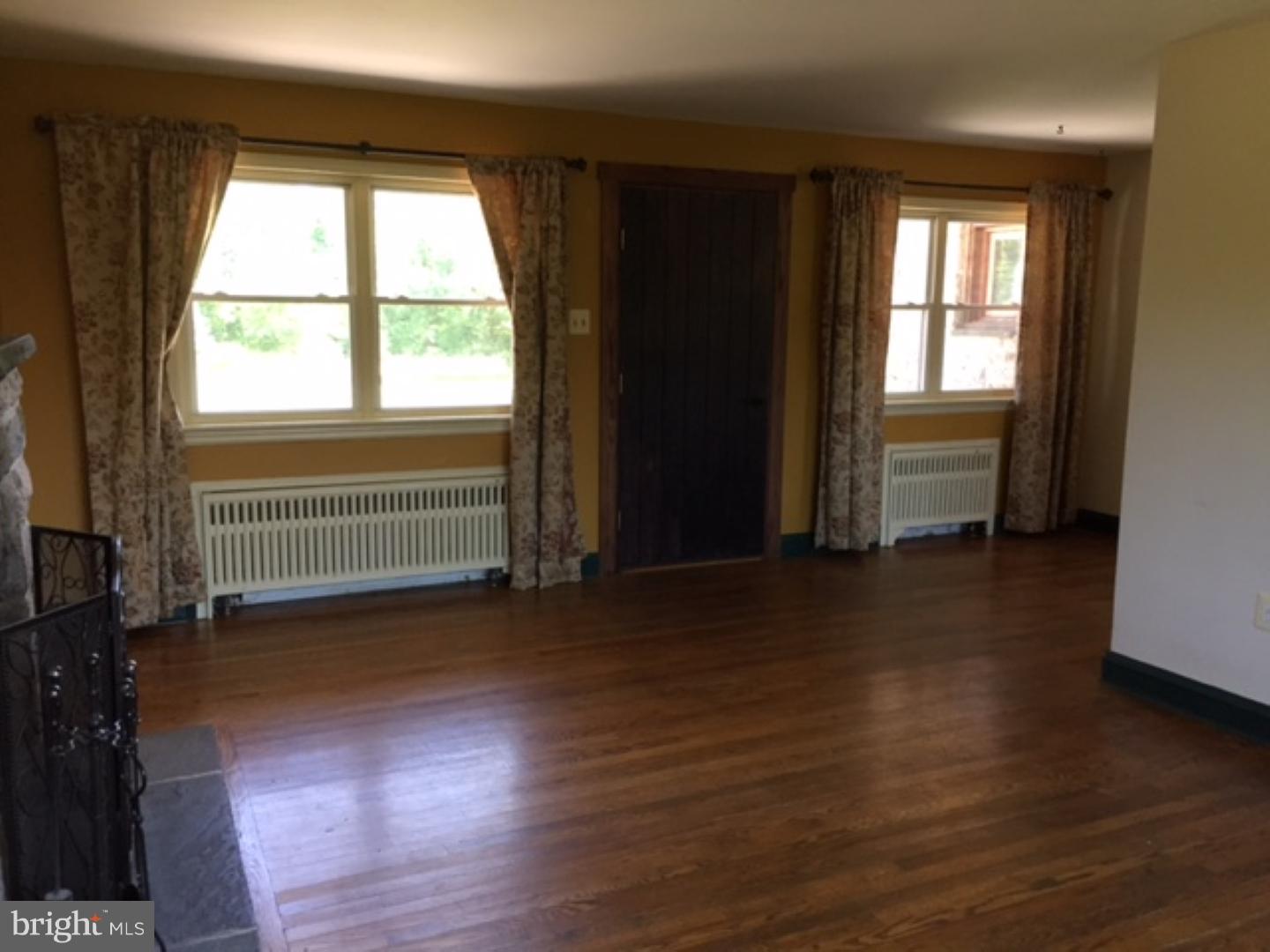 260 Hoffecker Road Phoenixville, PA 19460 - Photo 3 of 18