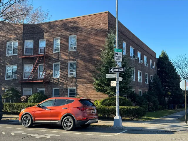 $239,000 | 141-17 78th Road, Unit 1O | Kew Gardens Hills