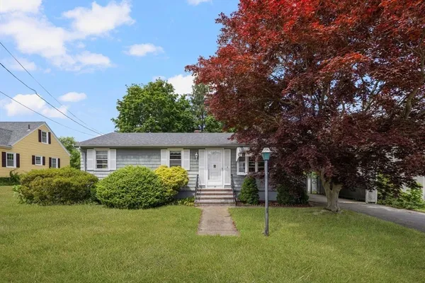 $395,000 | 27 Hinsdale Street, Swansea, MA 02777