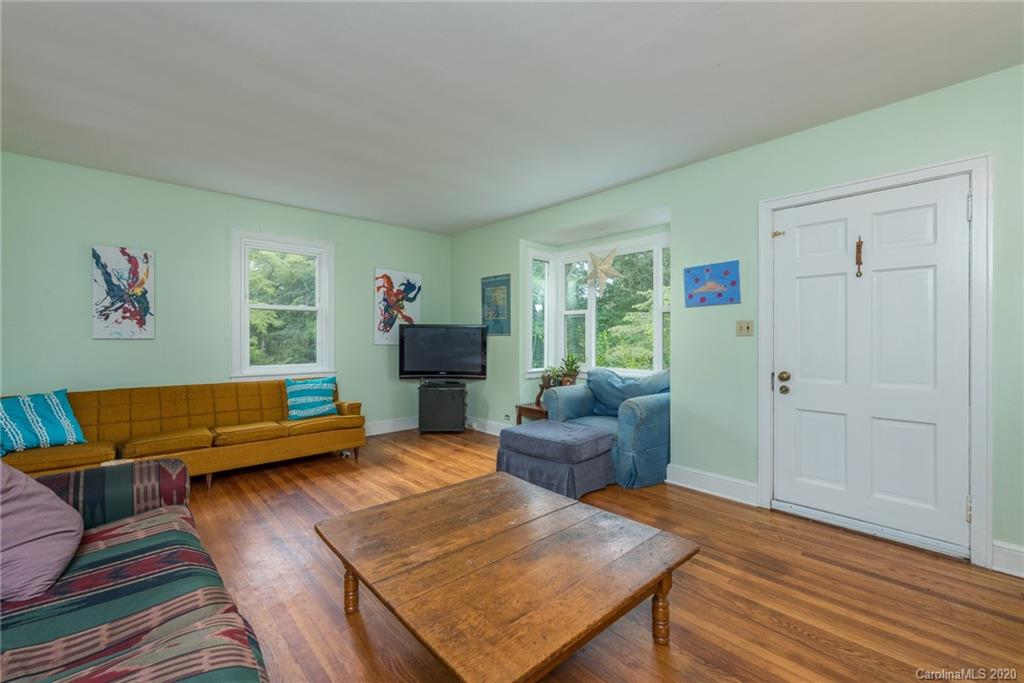 164 School Road Asheville, NC 28806 - Photo 7 of 26 Gallery Image 7