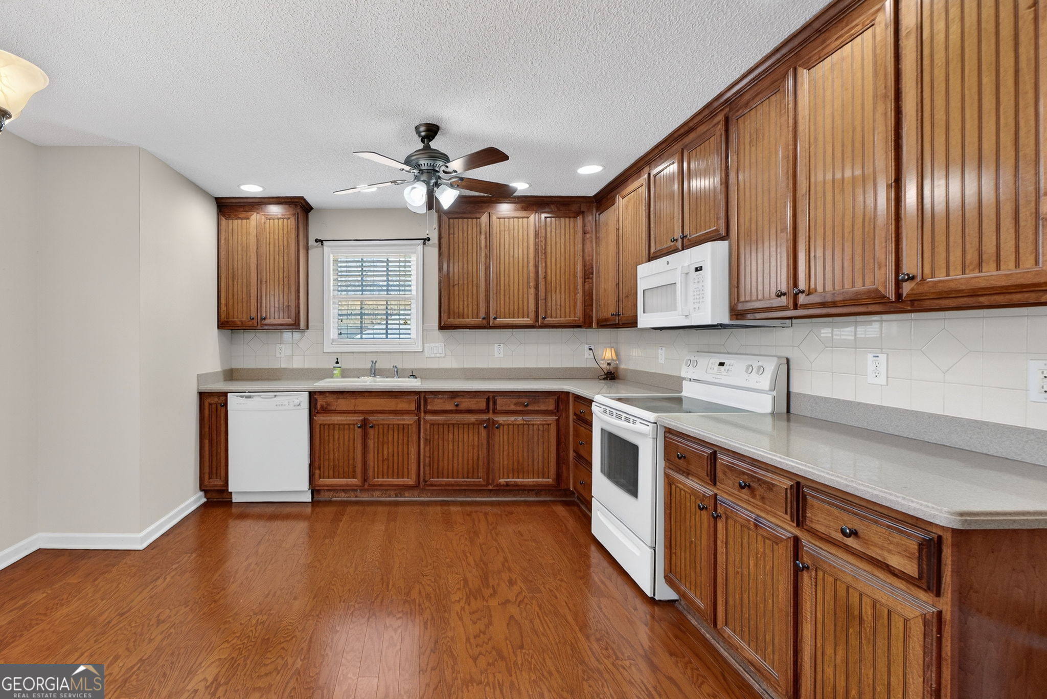415 Gracious Way McDonough, GA 30253 - Photo 6 of 47