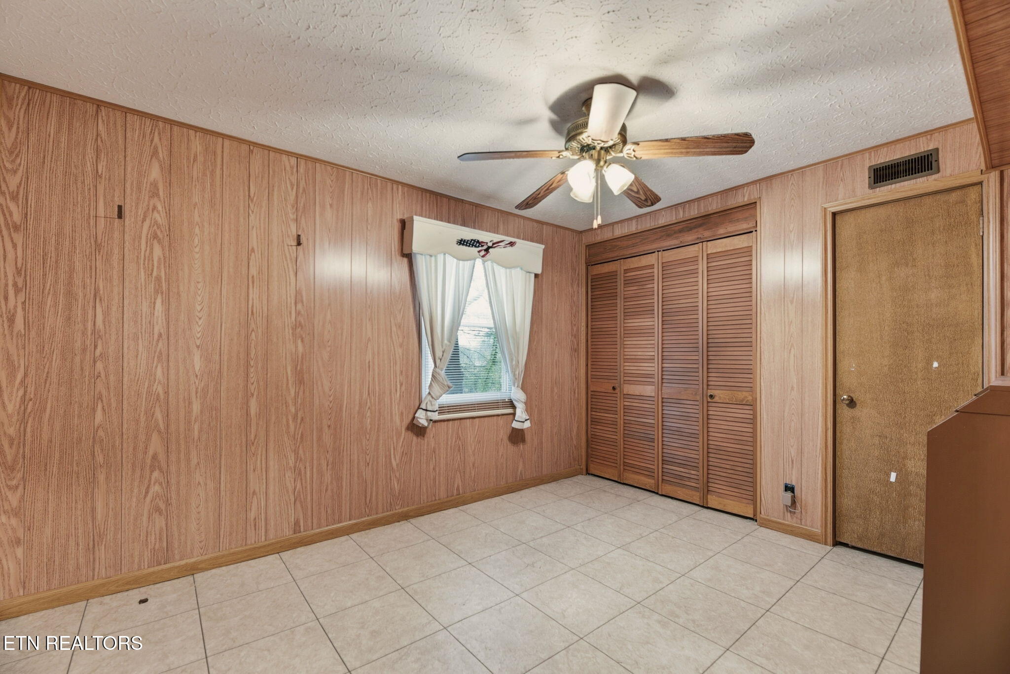 121 West Maiden Lane Oak Ridge, TN 37830 - Photo 32 of 41 32-web-or-mls-Mdn121 (71)