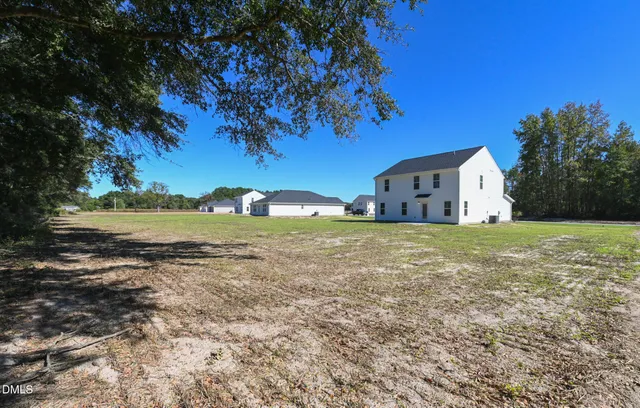 $319,950 | 205 Hl Vly Drive, Unit (LOT 60), La Grange, NC 28551