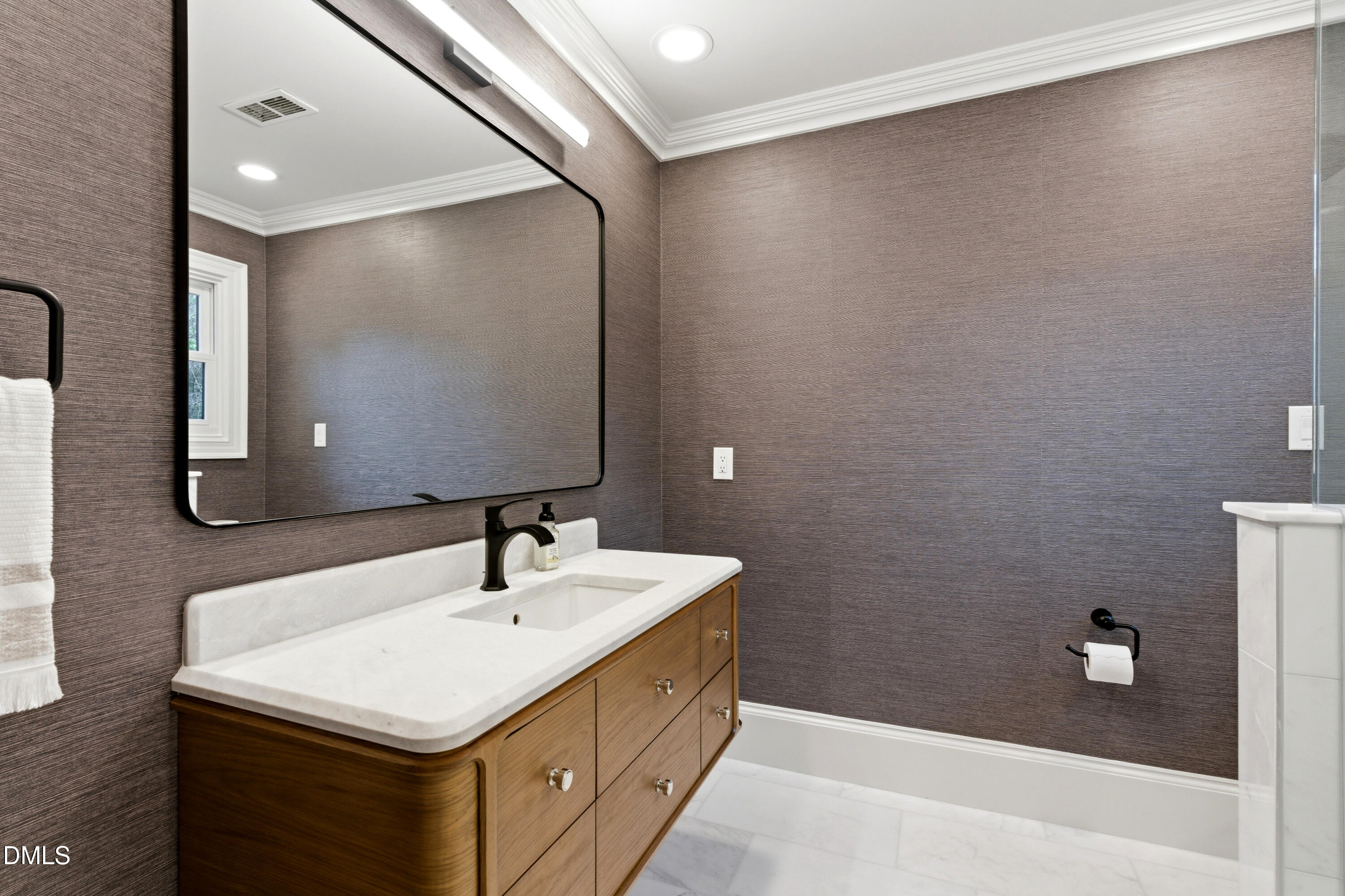 1526 Brooks Avenue Raleigh, NC 27607 - Photo 19 of 30 Bathroom