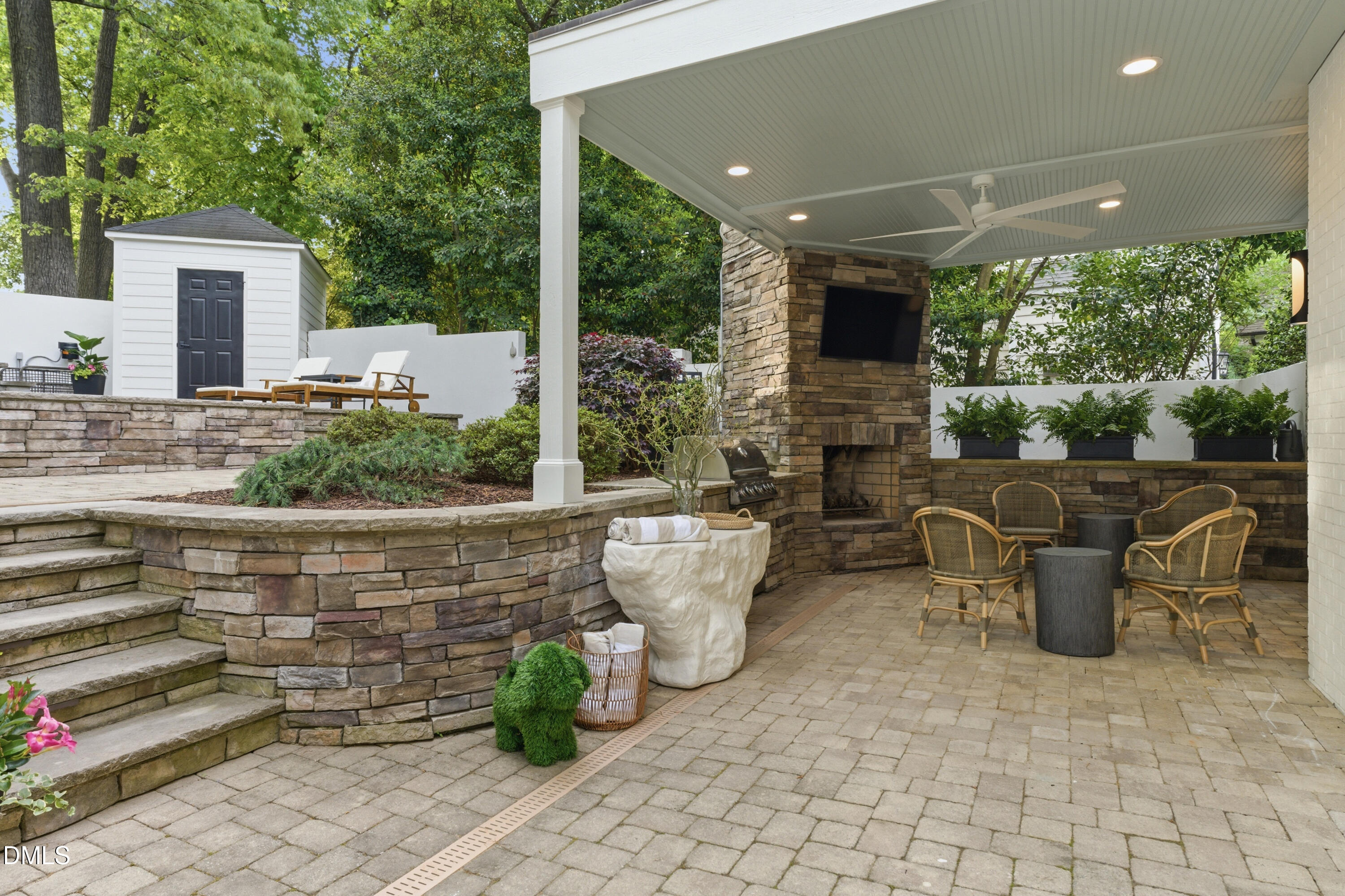 1526 Brooks Avenue Raleigh, NC 27607 - Photo 28 of 30 Outdoor