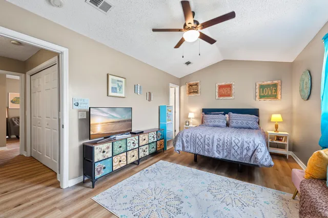 $255,000 | 6922 Sea Turtle Circle, Navarre, FL 32566