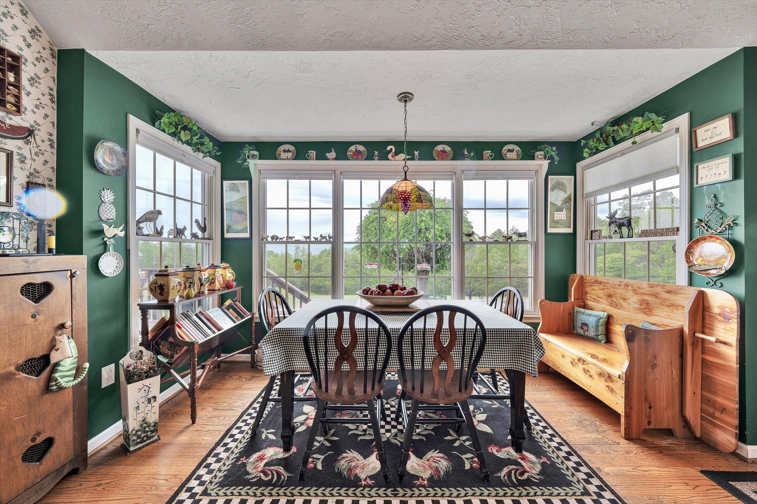 3281 Springwood Road Fincastle, VA 24090 - Photo 15 of 64 14-DSC00178