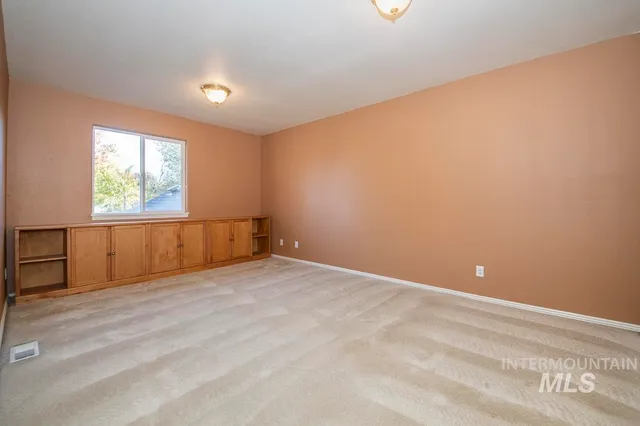 $629,999 | 6033 North Tapestry Way, Boise, ID 83713